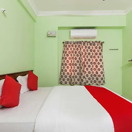 Collection O Sree Guru Lakshmi Residency Hotel Tirupati Exterior photo